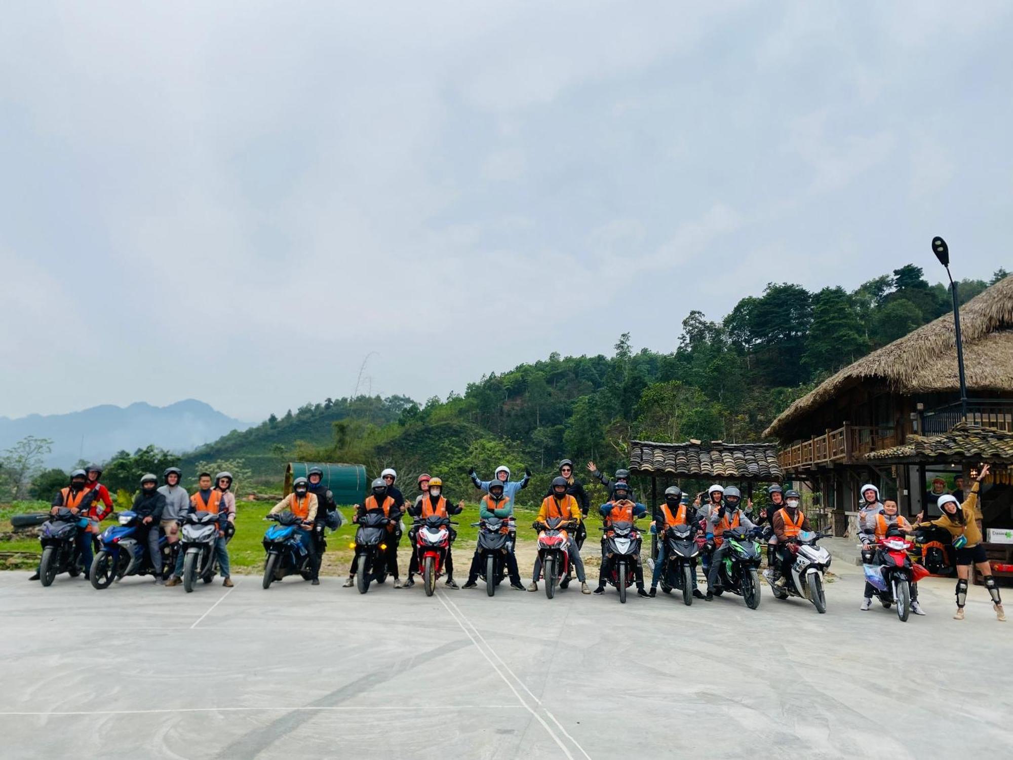 Ban Bang Ecolodge Tours & Motorbike Rental Hà Giang Eksteriør billede