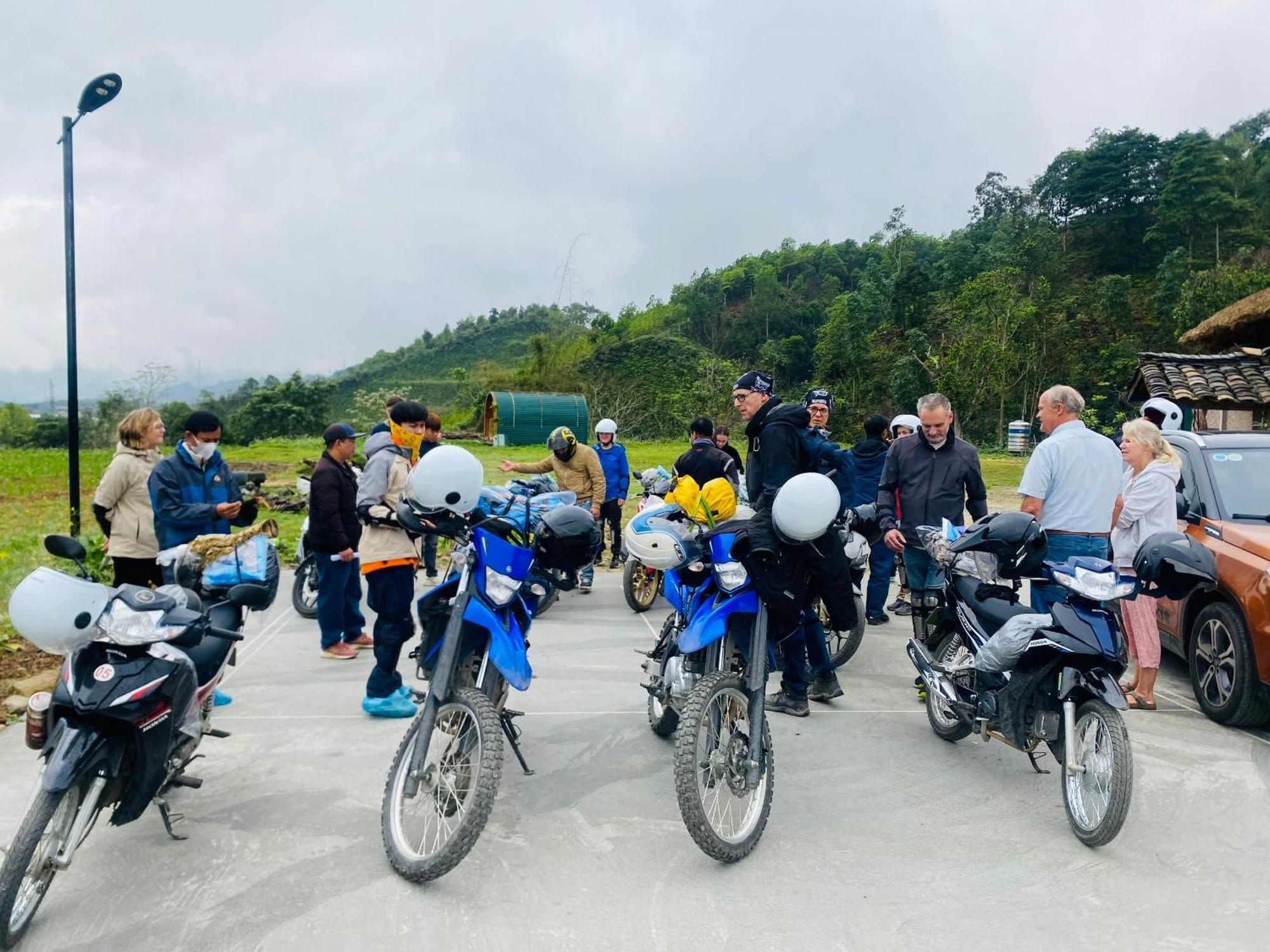 Ban Bang Ecolodge Tours & Motorbike Rental Hà Giang Eksteriør billede