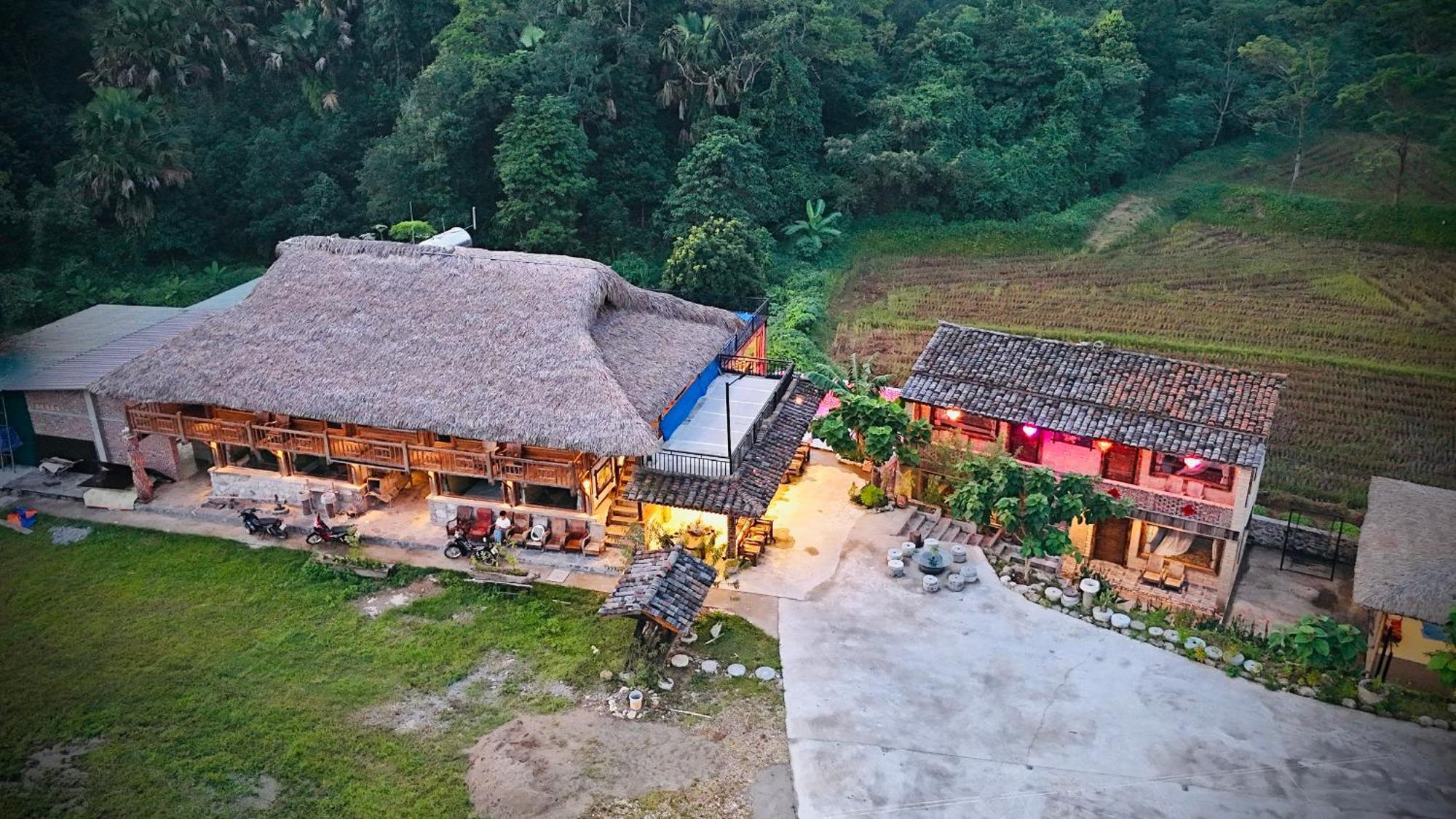 Ban Bang Ecolodge Tours & Motorbike Rental Hà Giang Eksteriør billede