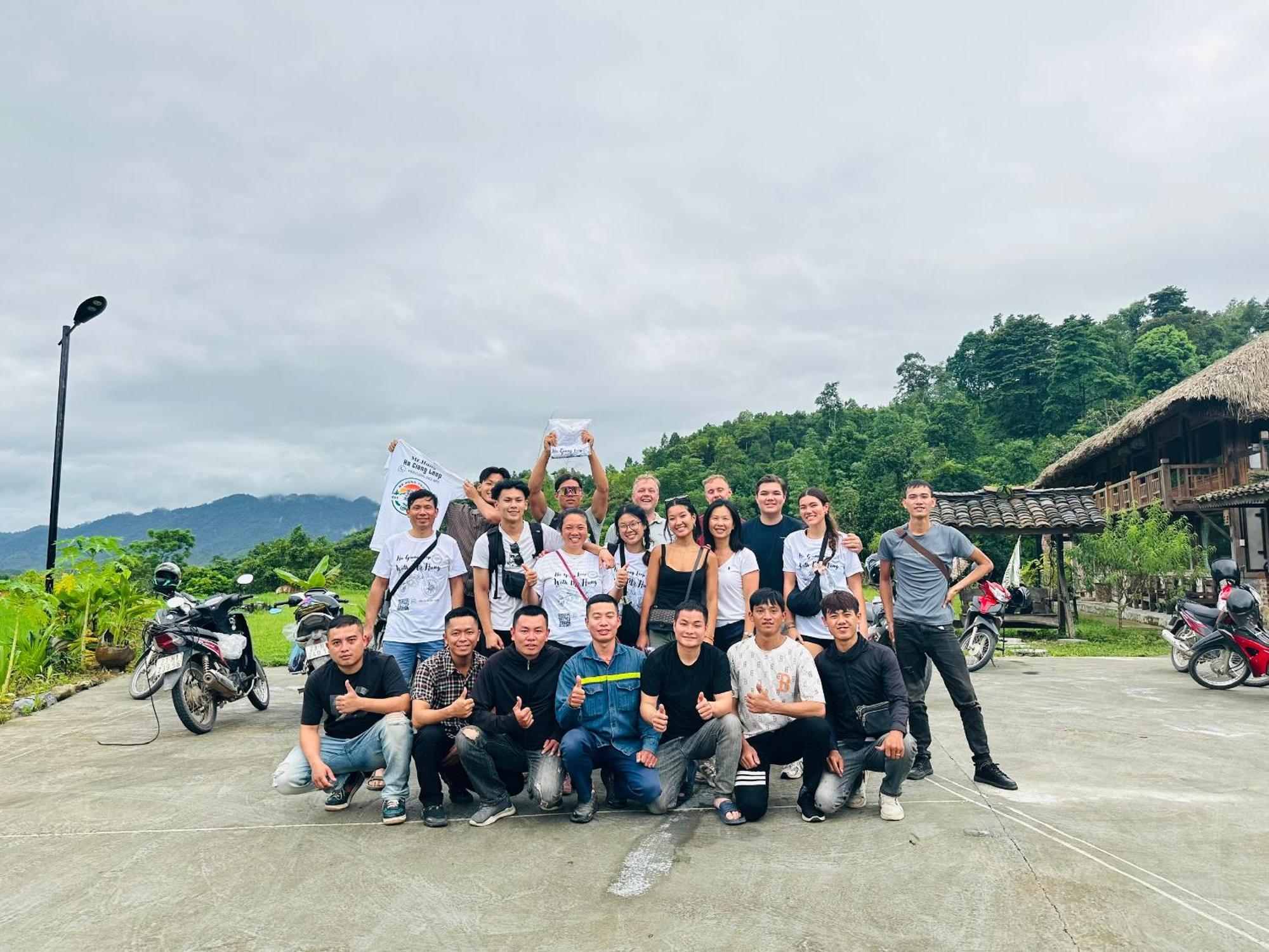 Ban Bang Ecolodge Tours & Motorbike Rental Hà Giang Eksteriør billede
