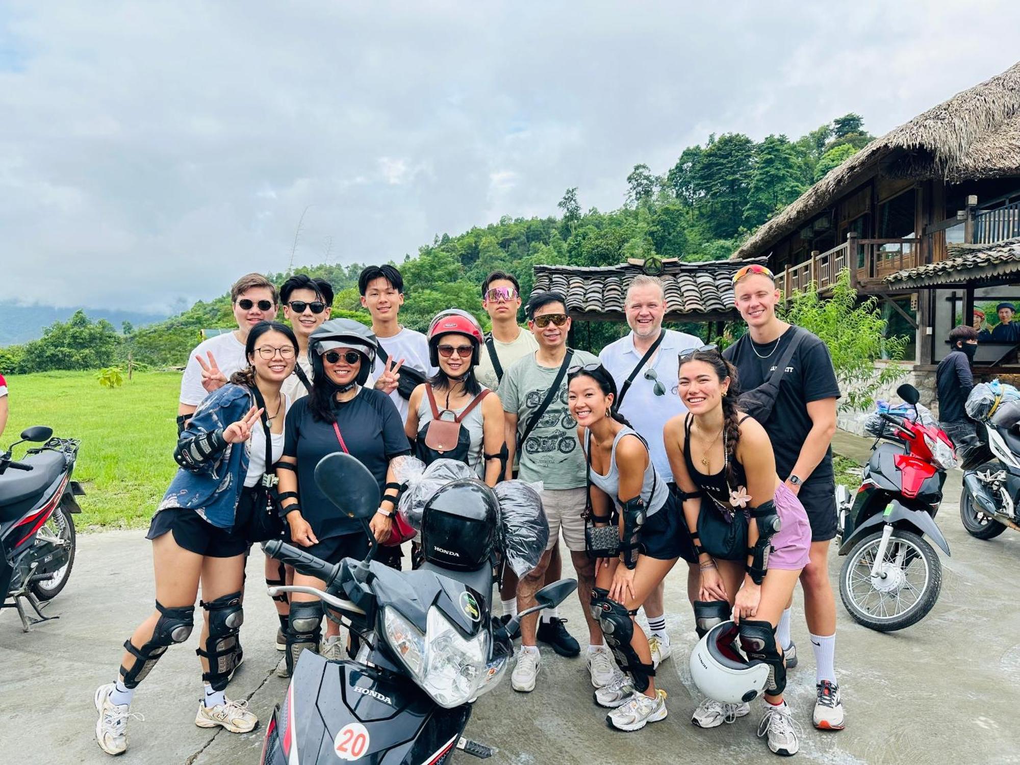 Ban Bang Ecolodge Tours & Motorbike Rental Hà Giang Eksteriør billede